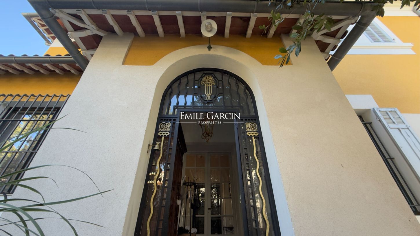 Château · City mansion - Marseille ( ) - Carré d'Or - Swimming pool
