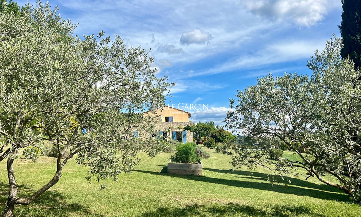 Maison 9 pièces 250 m² · à La Bastide-des-Jourdans · 250 m² · 1 270 000 €