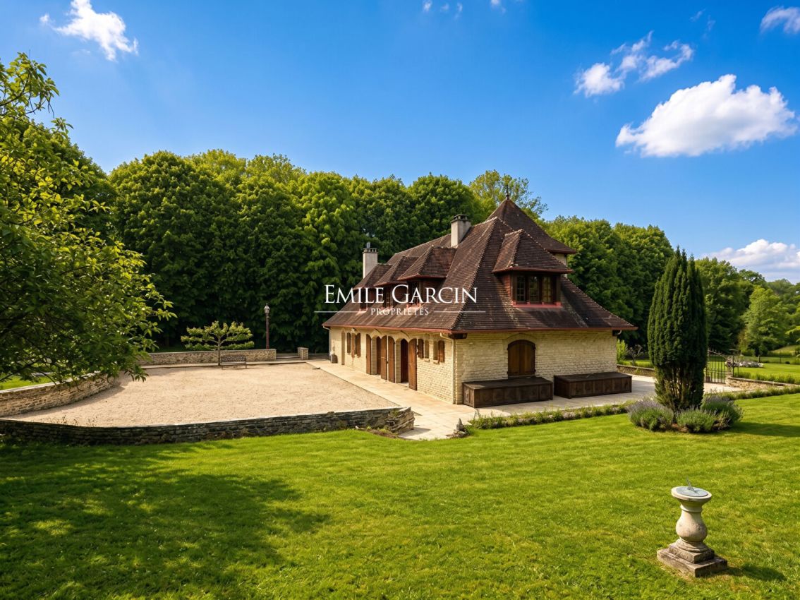 Maison 9 pièces 262 m² · à Courseulles-sur-Mer · 262 m² · 1 200 000 €