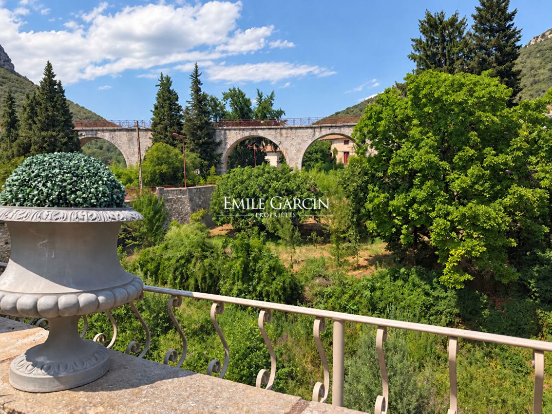 Maison 6 pièces 256 m² · à Saint-Hippolyte-du-Fort · 256 m² · 660 000 €