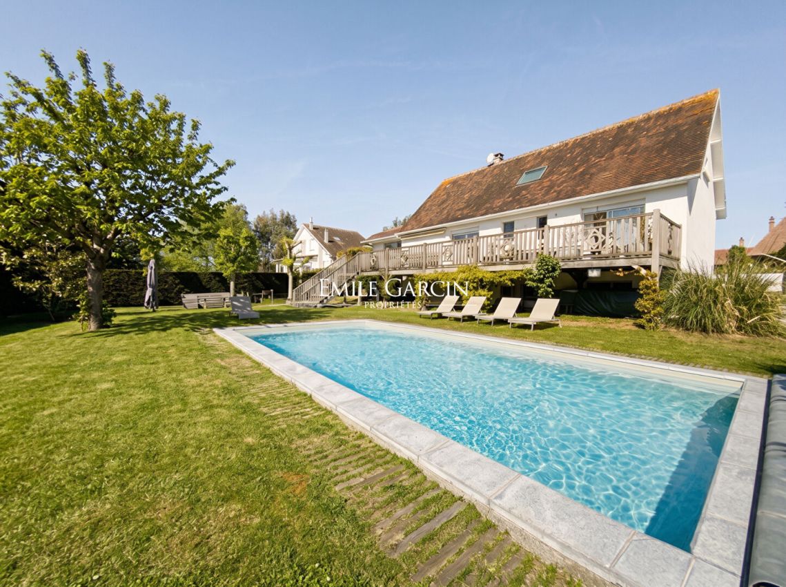Maison 6 pièces 180 m² · à Deauville · 180 m² · 1 390 000 €