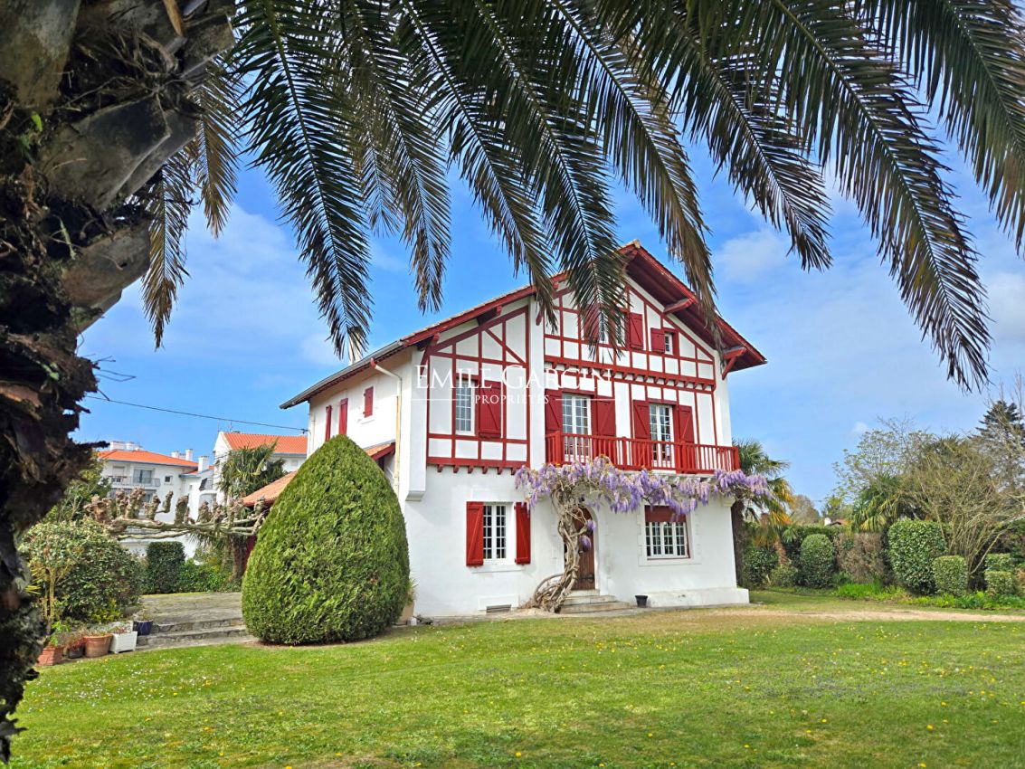 Maison 8 pièces 205 m² · à Bayonne · 205 m² · 1 450 000 €