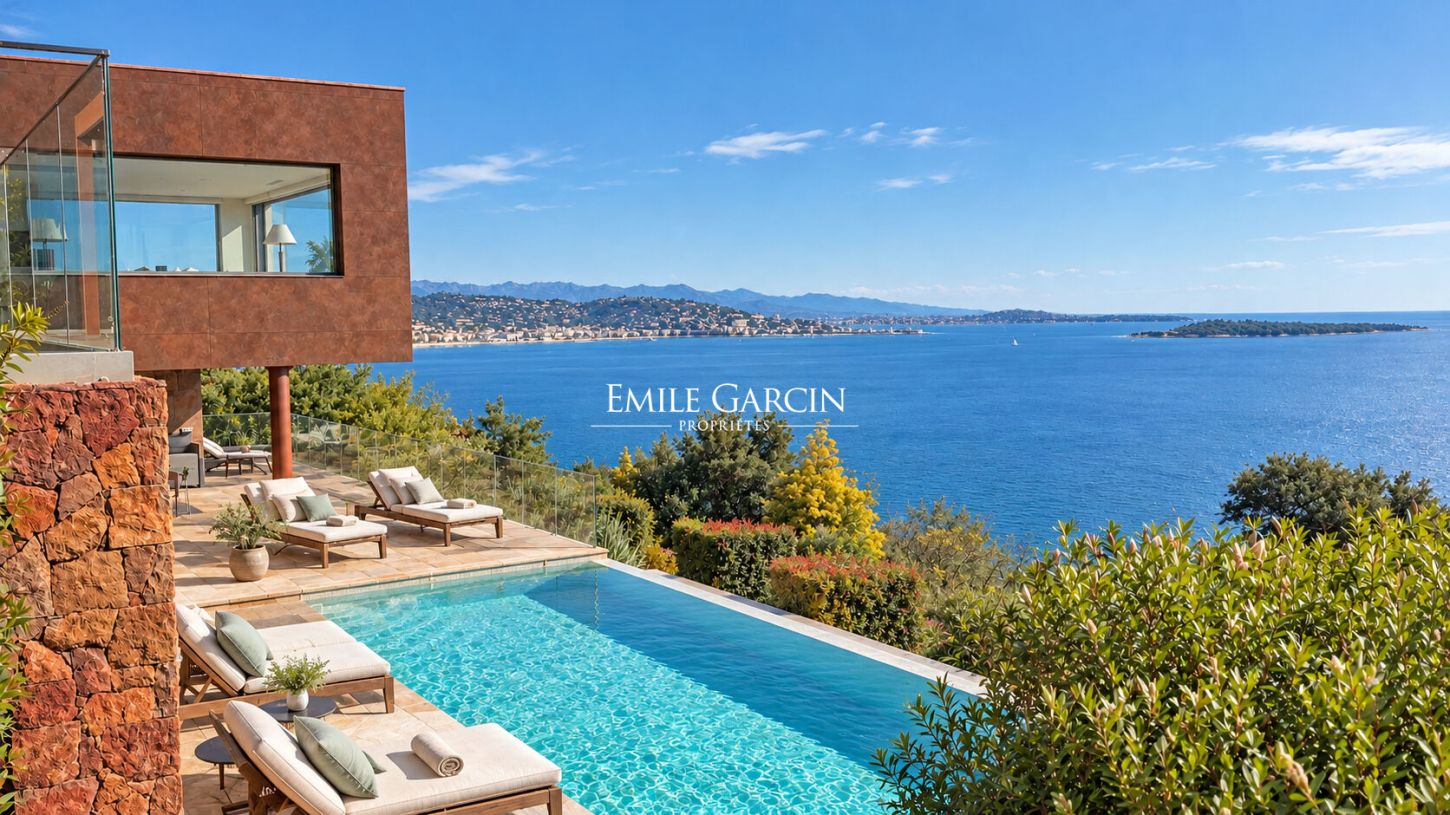 Maison 9 pièces 340 m² · à Théoule-sur-Mer · 340 m² · 4 900 000 €