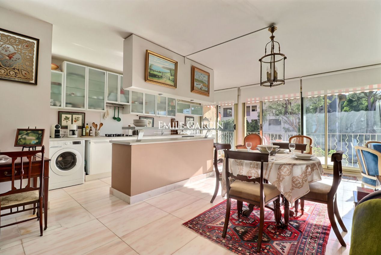 Appartement 3 pièces 90 m² · à Saint-Tropez · 90 m² · 1 000 000 €