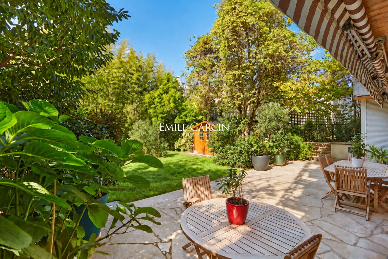 Appartement 5 pièces 141 m² · à Neuilly-sur-Seine · 141 m² · 2 485 000 €