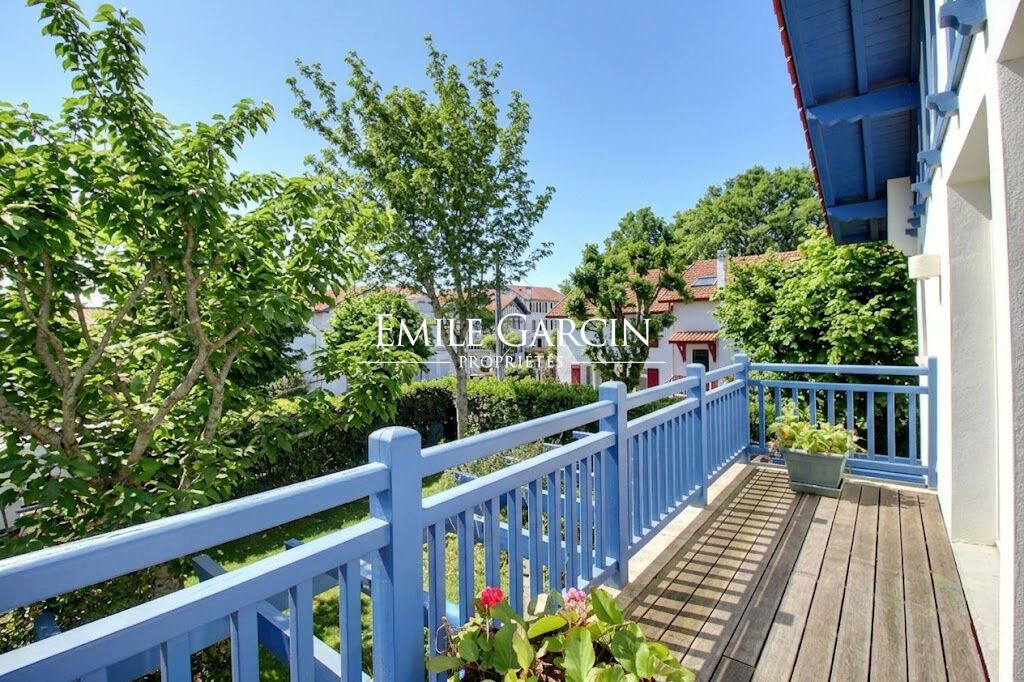 Maison 7 pièces 230 m² · à Biarritz · 230 m² · 1 690 000 €